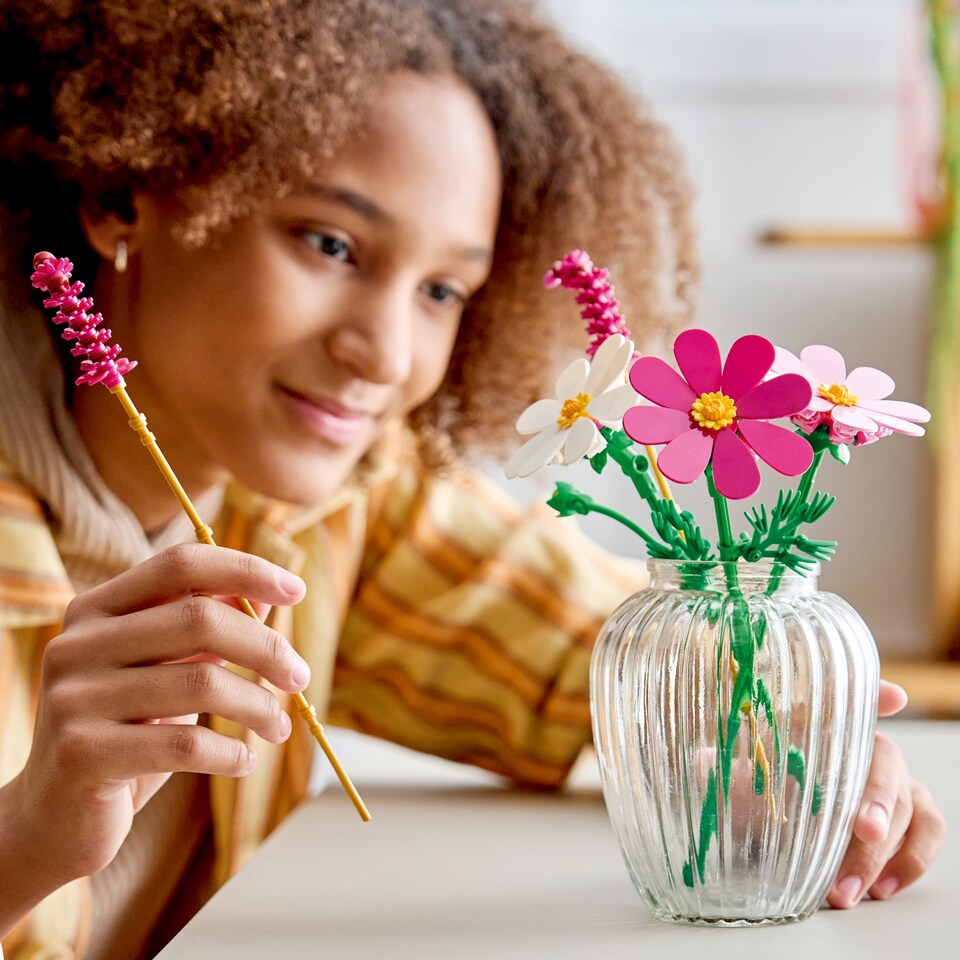 image 1 of LEGO Botanicals 11514 Cosmos Flowers
