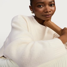 The F&F Edit Crew Neck Cropped Jumper in Cream