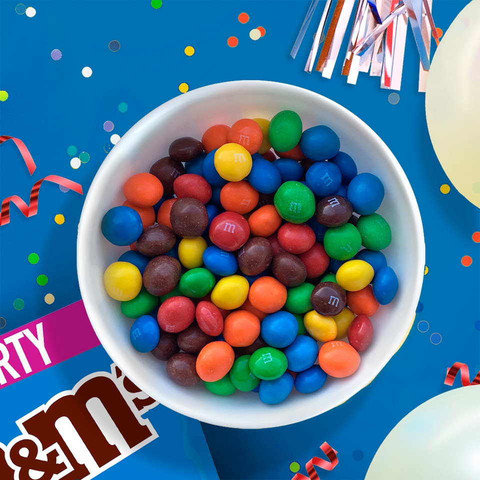 image 1 of M&M's Crispy Milk Chocolate Party Bag 675g