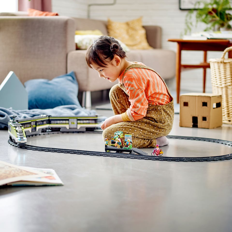 LEGO City 60337 Expresszvonat  1. kép