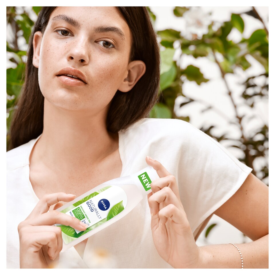 image 1 of Nivea Naturally Good Organic Green Tea Cleansing Tonic 200Ml