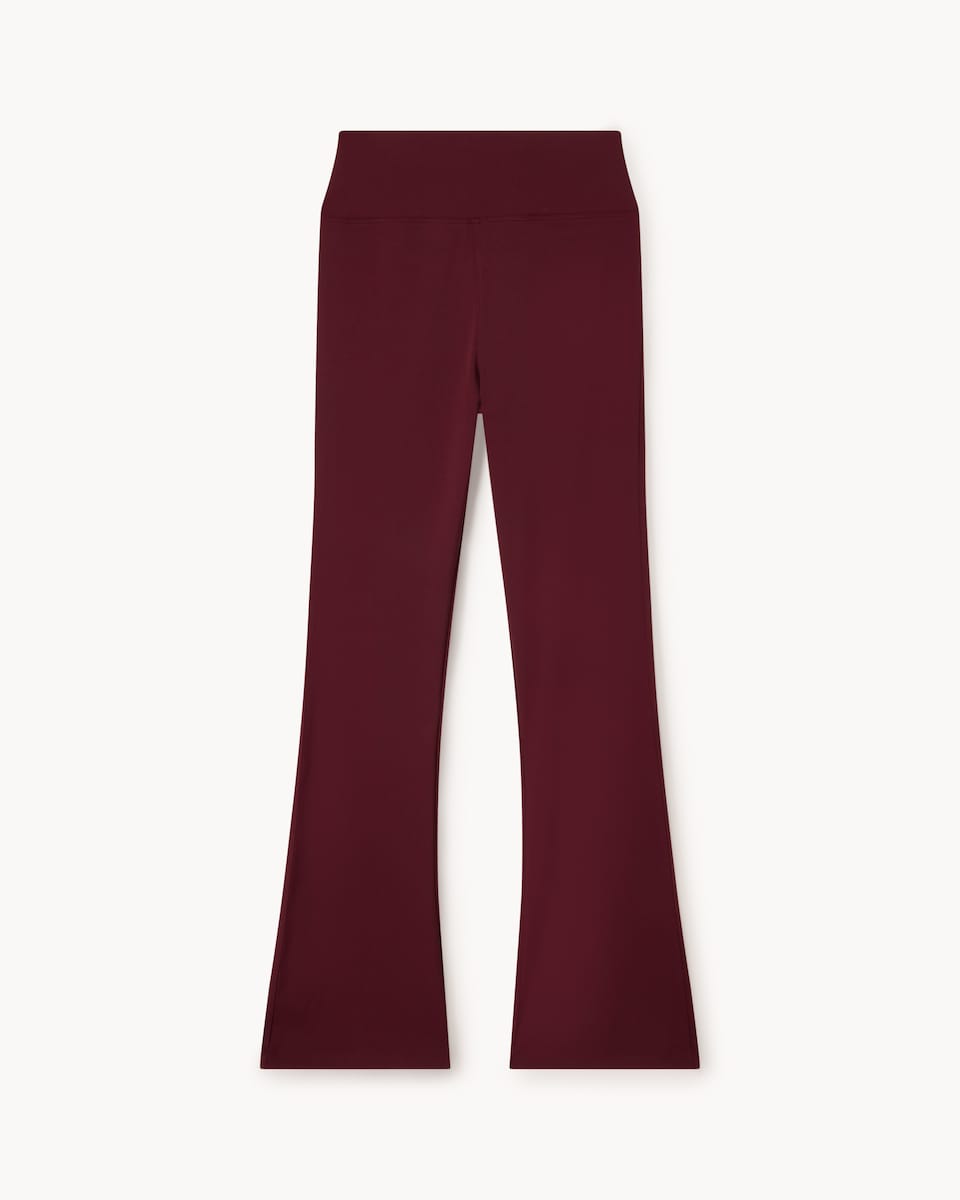 F&F Active ULTRASTRETCH Flared Leggings in Burgundy