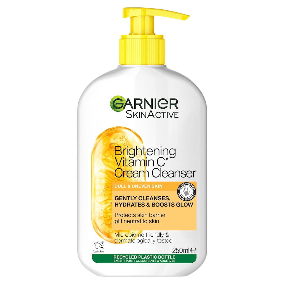 image 1 of Garnier Skinactive Brightening Vitamin C Cream Cleanser 250ml