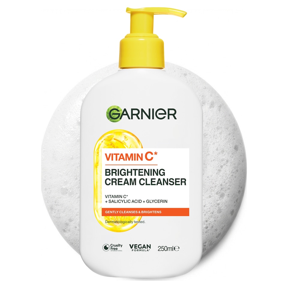 image 1 of Garnier Skinactive Brightening Vitamin C Cream Cleanser 250ml