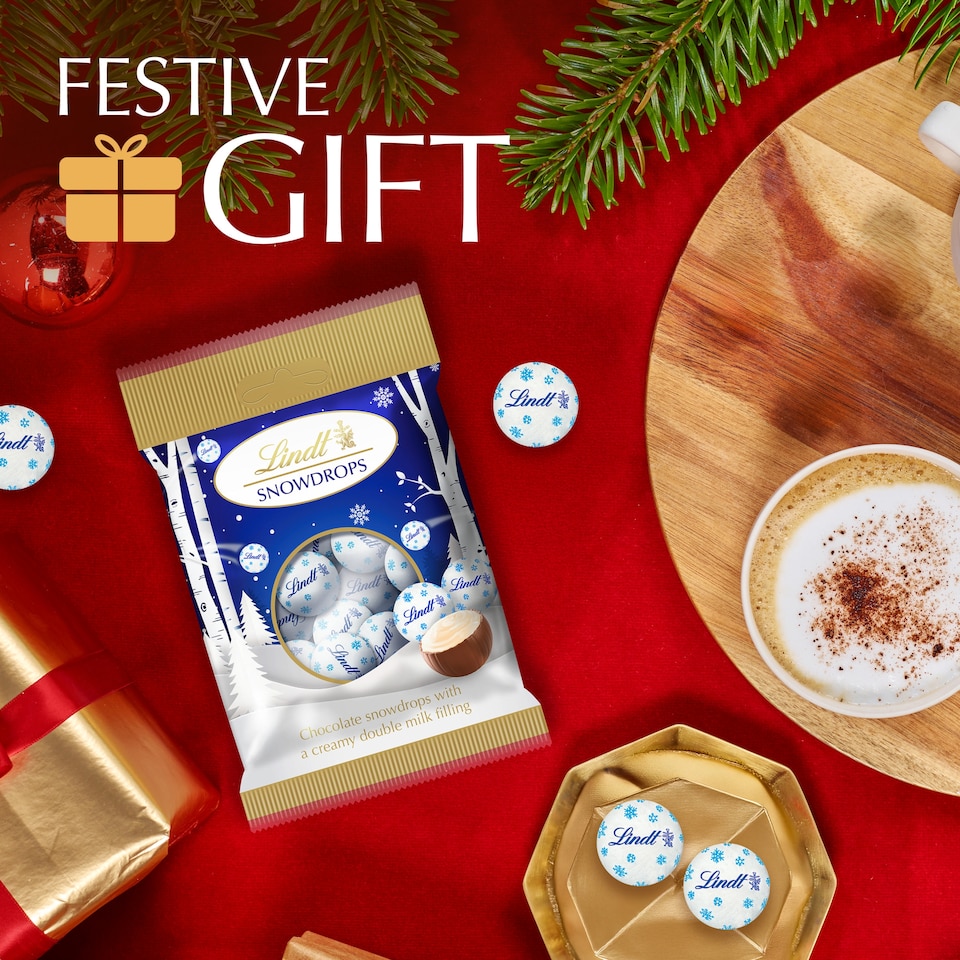 image 1 of Lindt Snowdrops Chocolate Bag 70g 