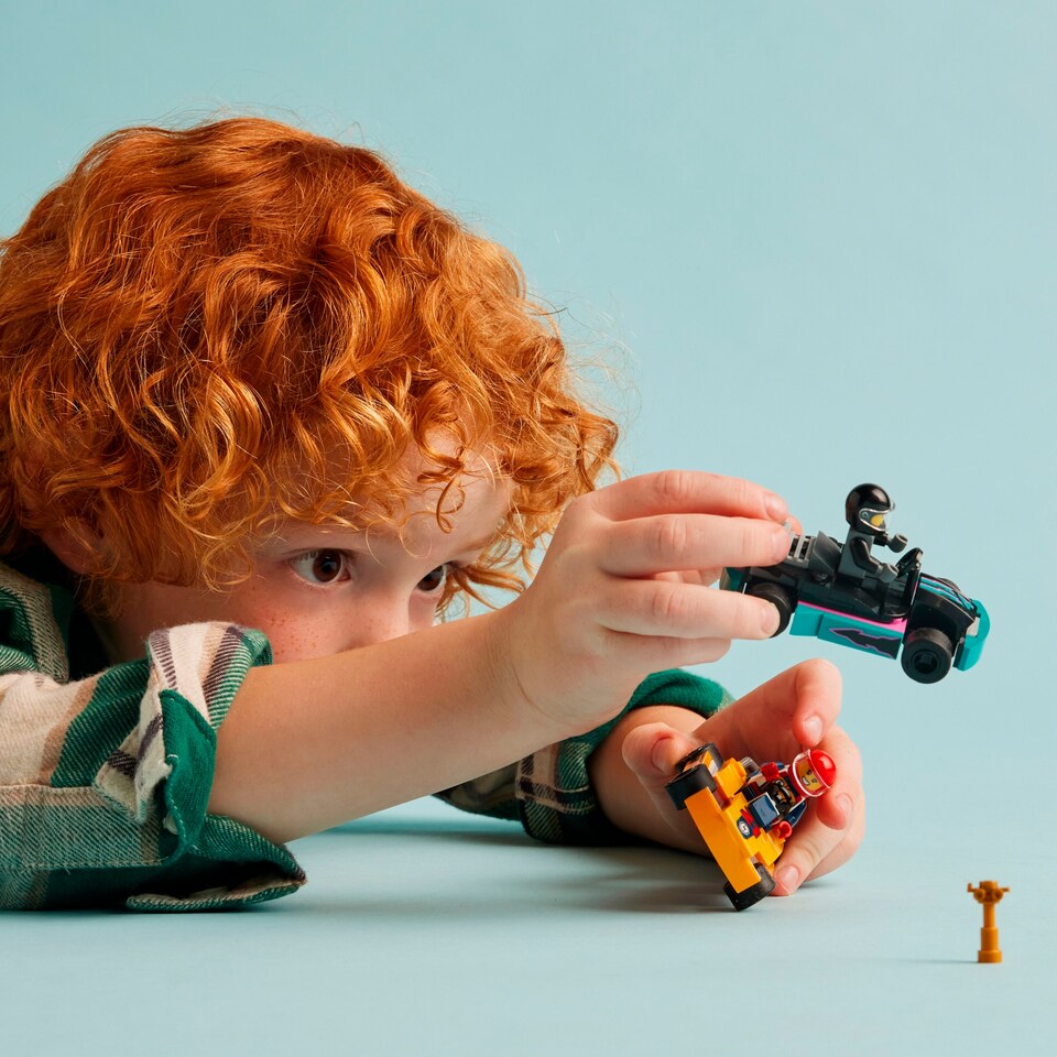 image 1 of LEGO City 60400 Go-Karts And Race Drivers