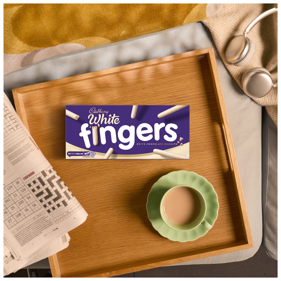 image 1 of Cadbury White Chocolate Fingers Biscuits 114g