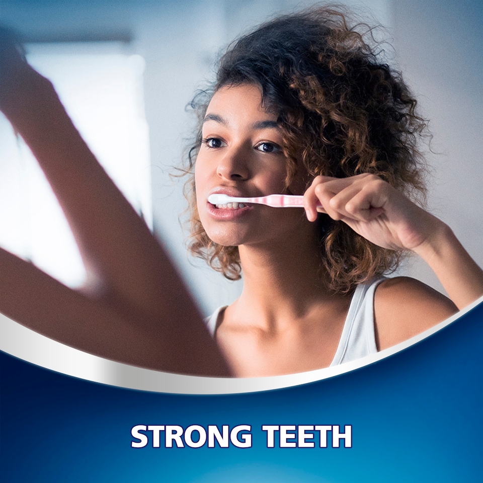 image 1 of Macleans Fresh Mint Toothpaste 100ml