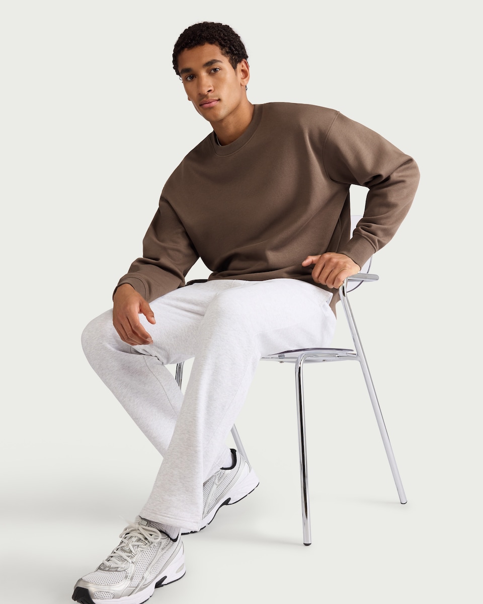 image 1 of F&F Active EVERYHOUR Cotton Rich Crew Neck Sweatshirt in Brown