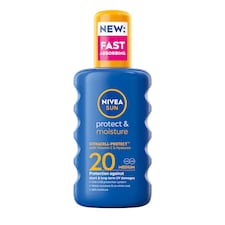 NIVEA SUN Protect & Moisture Sun Cream Spray SPF20 200ml