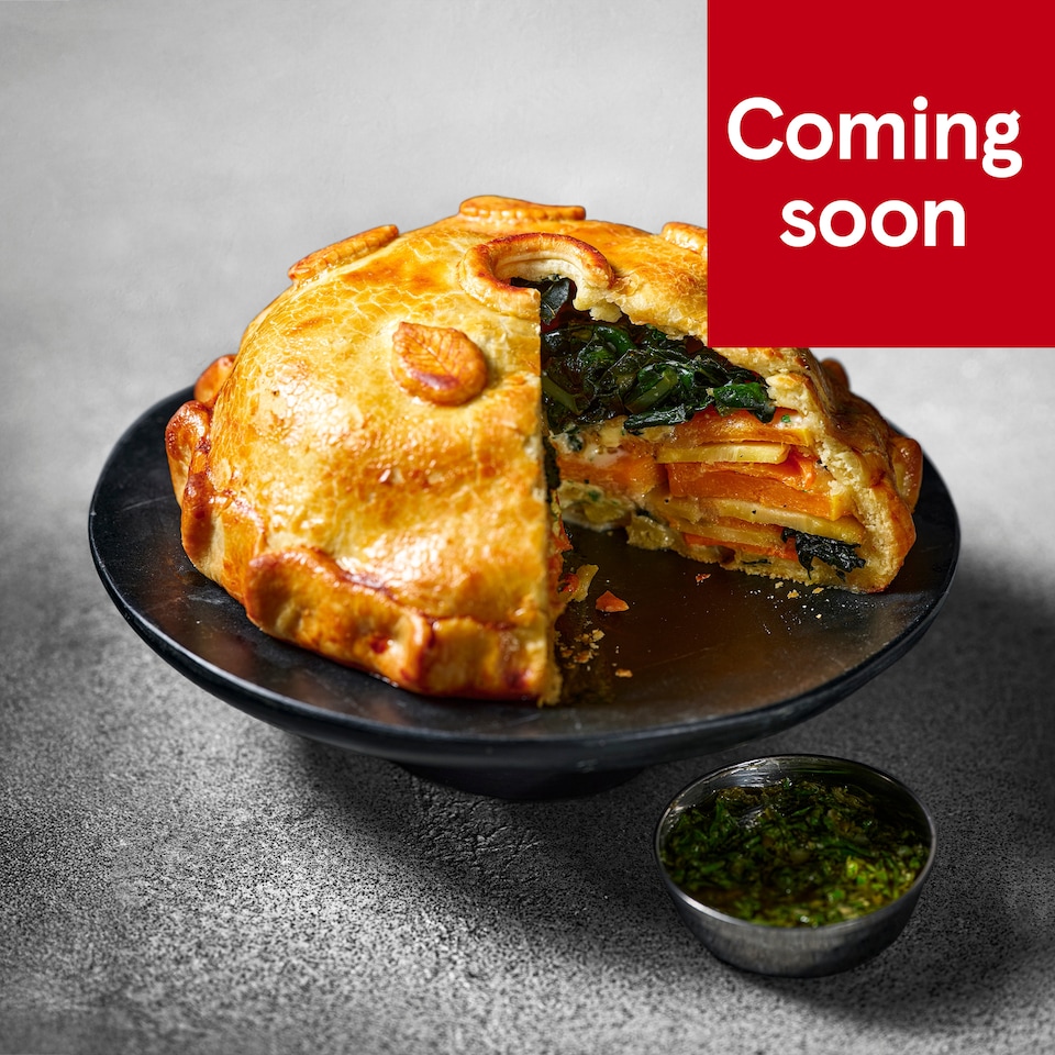 56. Tesco Finest Chef’s Collection Winter Vegetable & Three Cheese Pithivier with Salsa Verde 1.04kg (Serves 4)