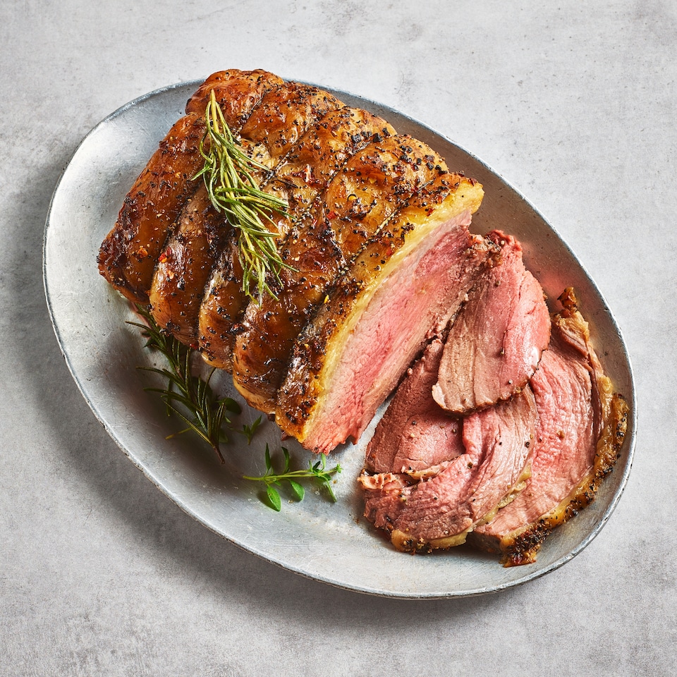 31. Tesco Finest Aberdeen Angus Beef Fillet & Rib Joint 1.1-1.55kg (Serves 4-6)