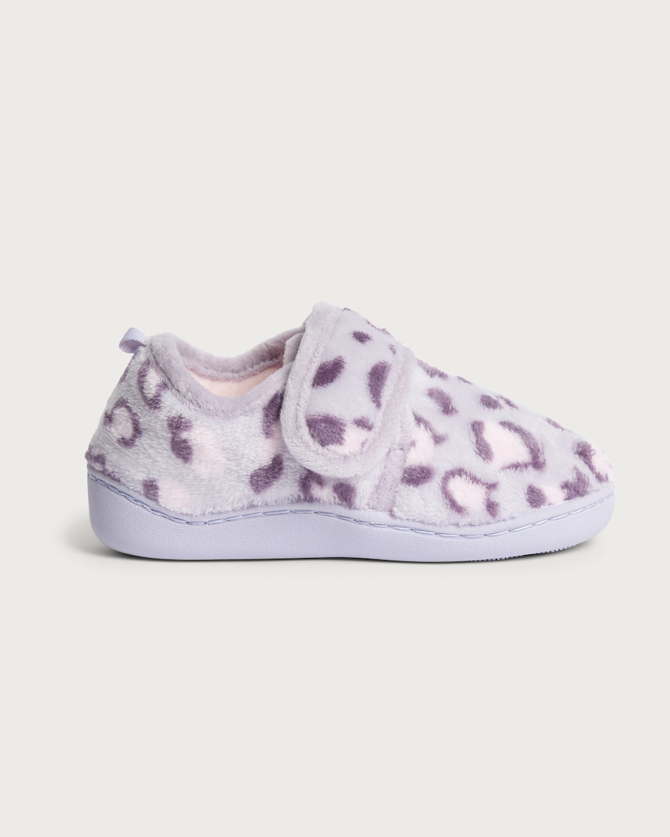image 1 of F&F Girls Fluffy Leopard Print Strap Fastening Slippers in Lilac