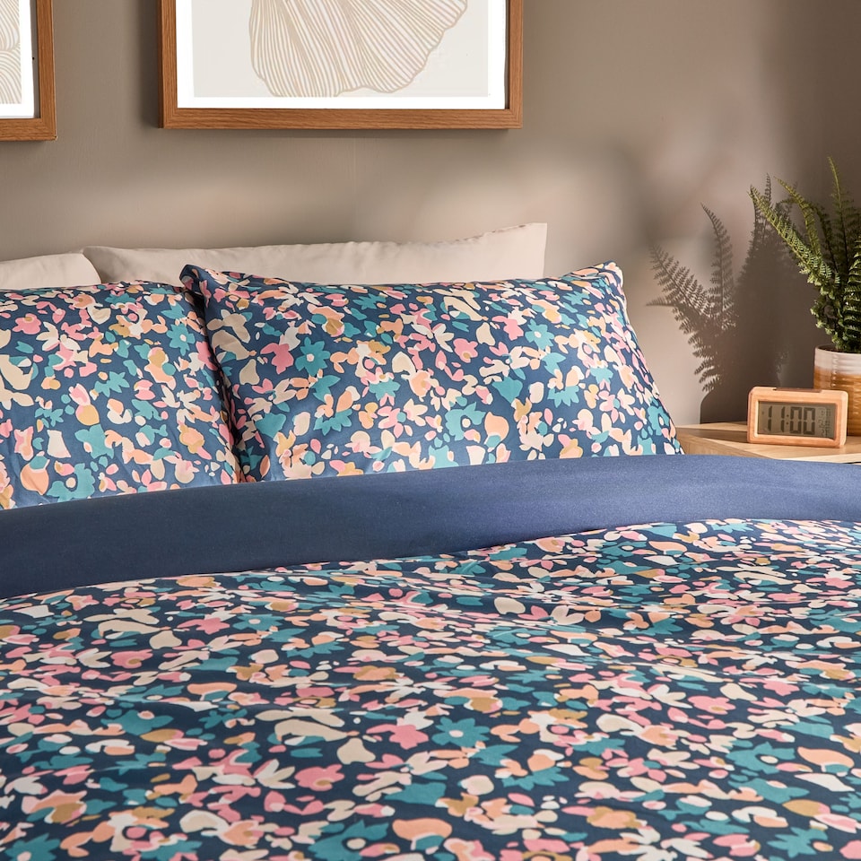image 1 of  Silentnight Supersoft Navy Floral Duvet Set Double 