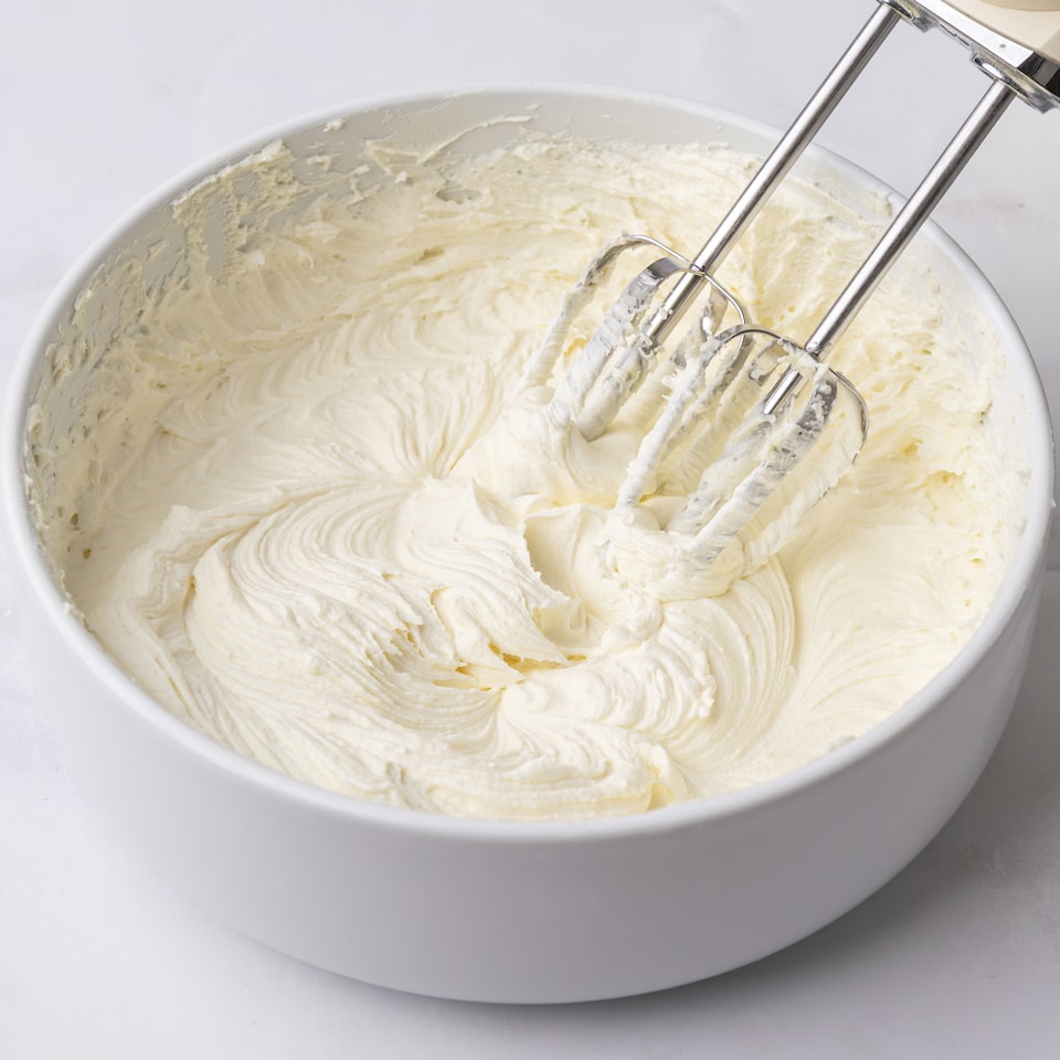 image 1 of Silver Spoon Vanilla Icing Sugar 200g