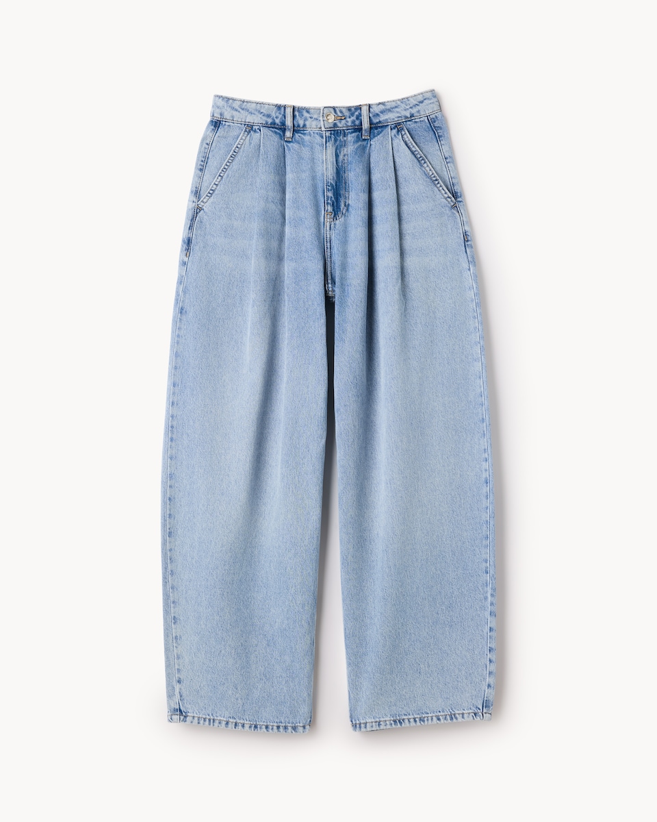 image 1 of F&F High Rise Relaxed Fit Jeans in Blue