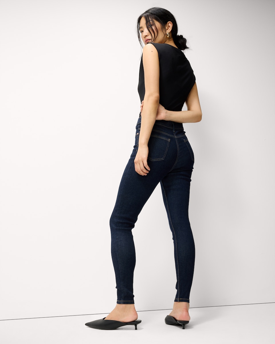 image 1 of F&F Contour FREEFIT® High Rise Skinny Jeans in Navy