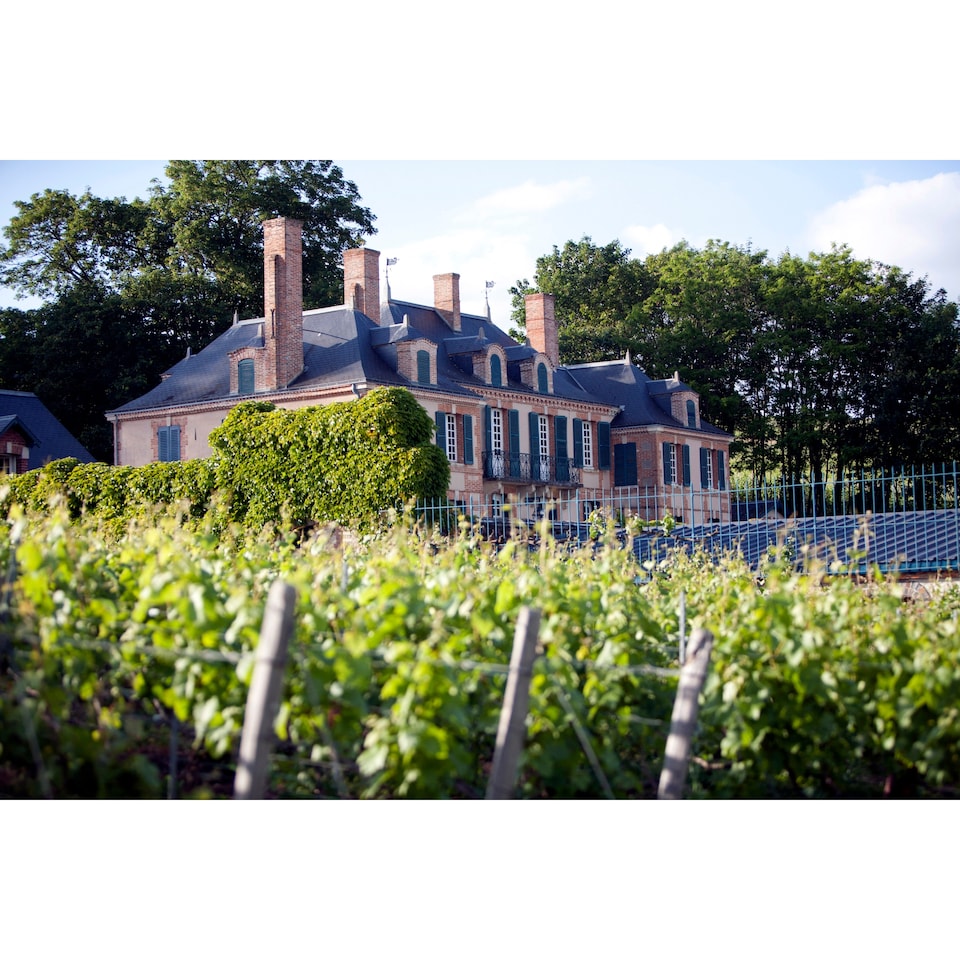 image 1 of Taittinger Brut Reserve Non Vintage Champagne 75Cl