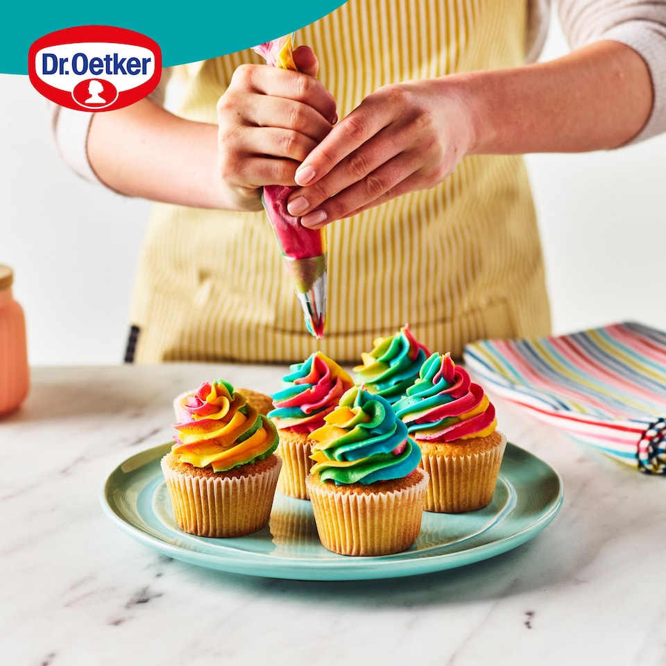 image 1 of Dr. Oetker Extra Strong Food Colour Gel - Green 15g