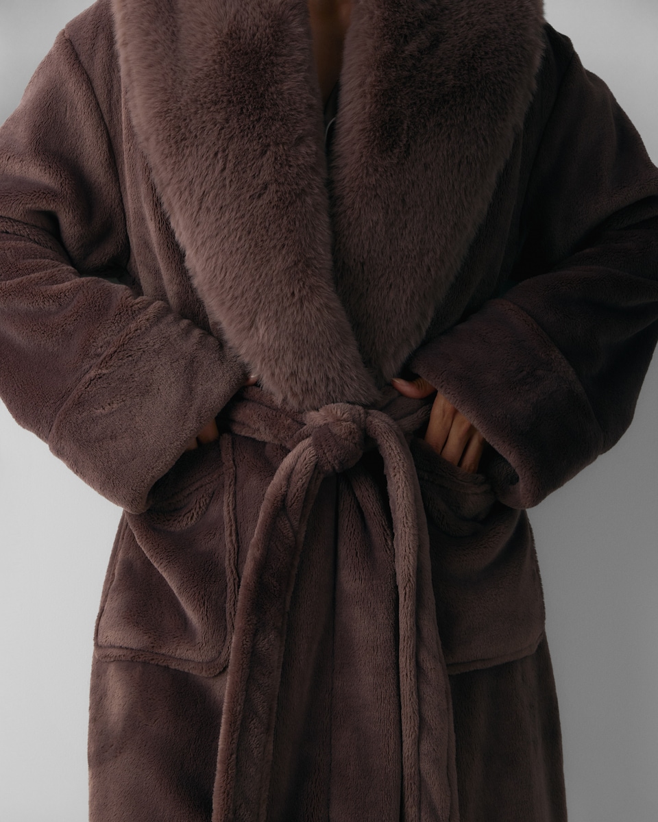 image 1 of F&F Faux Fur Shawl Neck Dressing Gown in Neutral