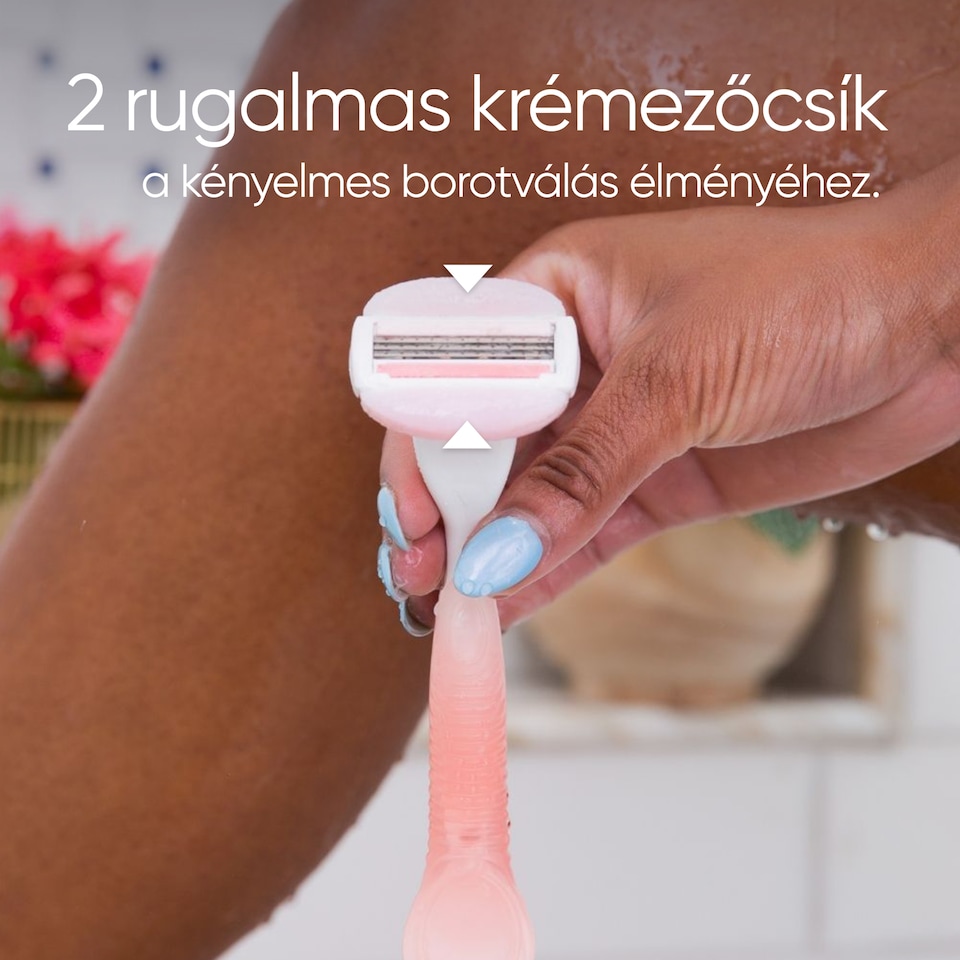 image 1 of Gillette Venus Comfortglide Spa Breeze Razor - 4 Blades