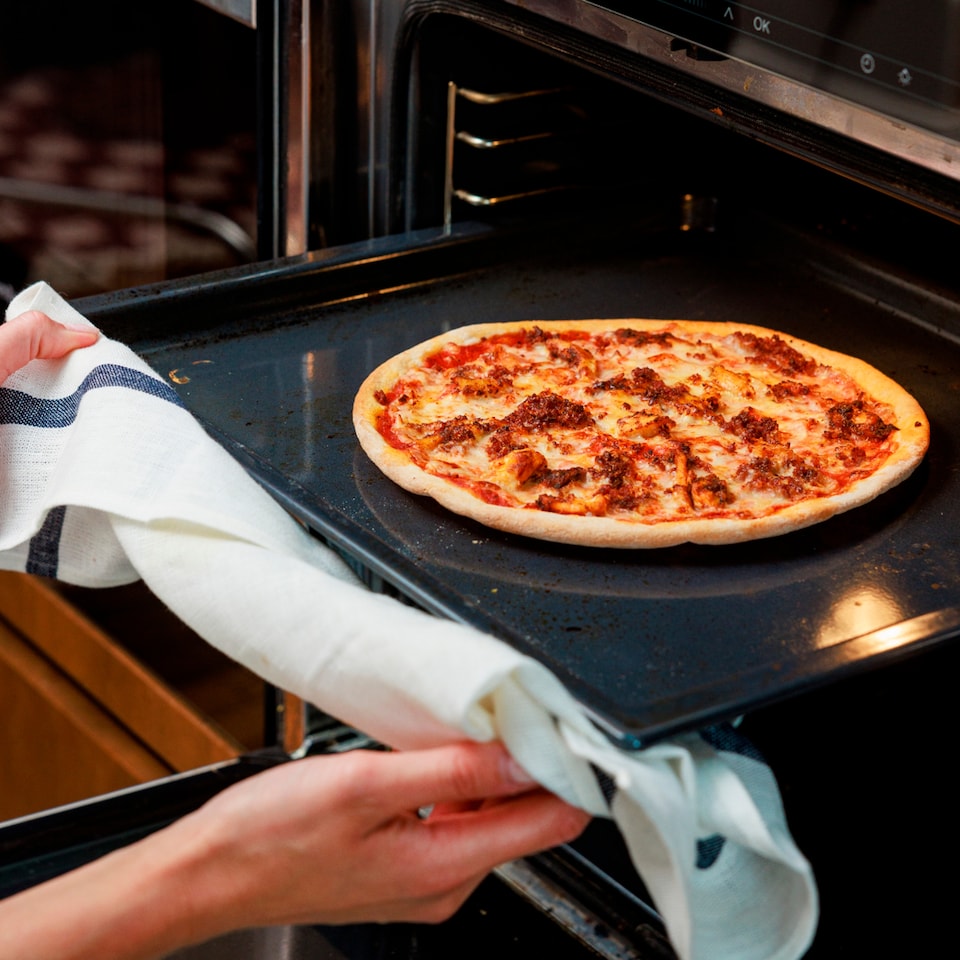 image 1 of White Rabbit Chicken & Chorizo Sourdough Gluten Free Pizza 324g