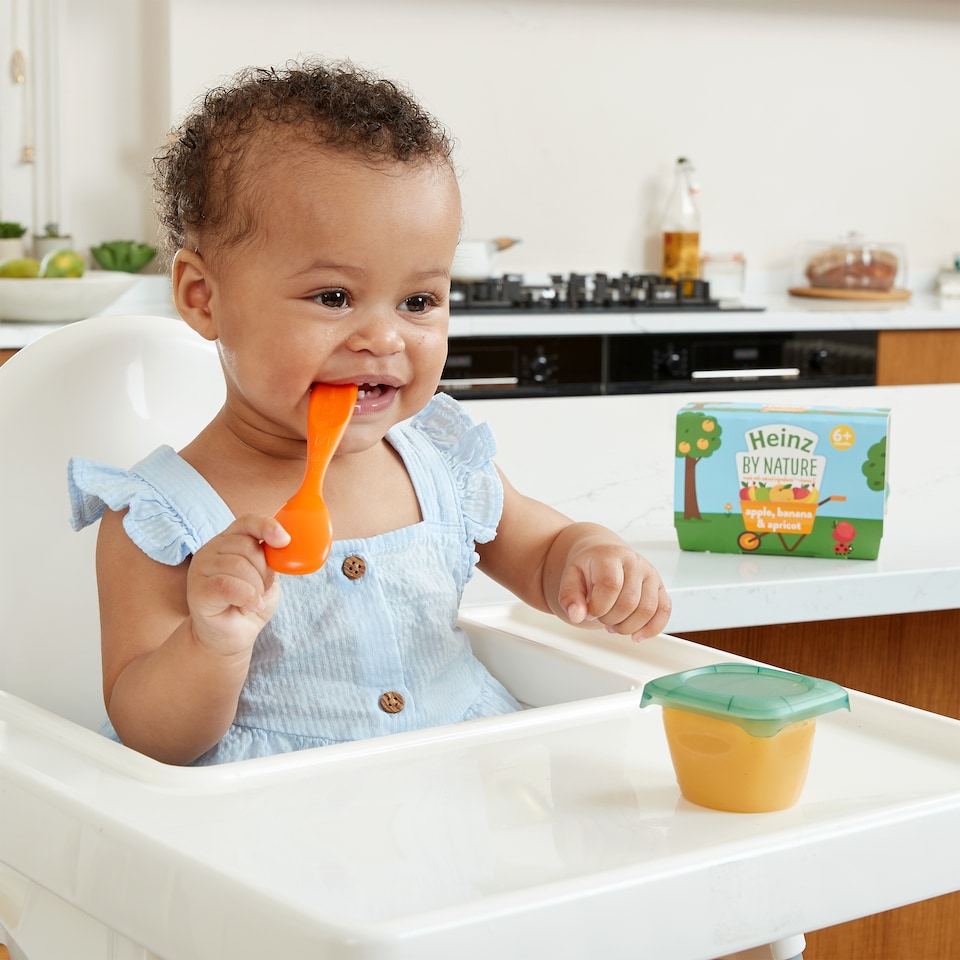 image 1 of Heinz Fruity Banana Custard Baby Food Dessert Pots 4 x 100g