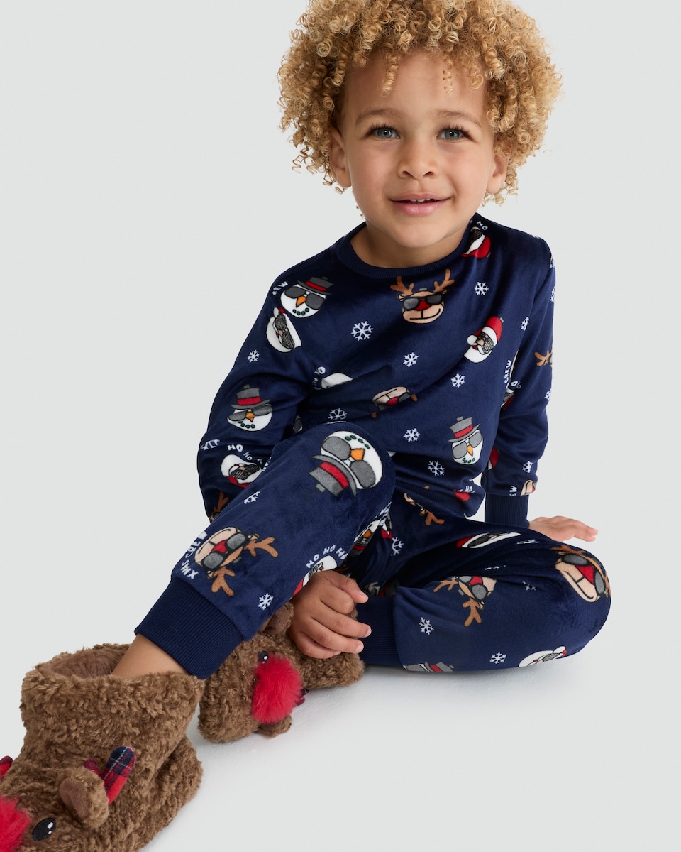 image 1 of F&F Boys Minky Fleece Christmas Print Top and Bottoms Pyjamas in Navy