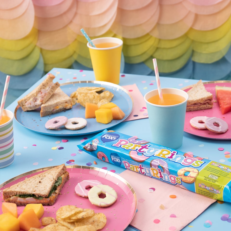 image 1 of Fox's Party Rings Biscuits 125G