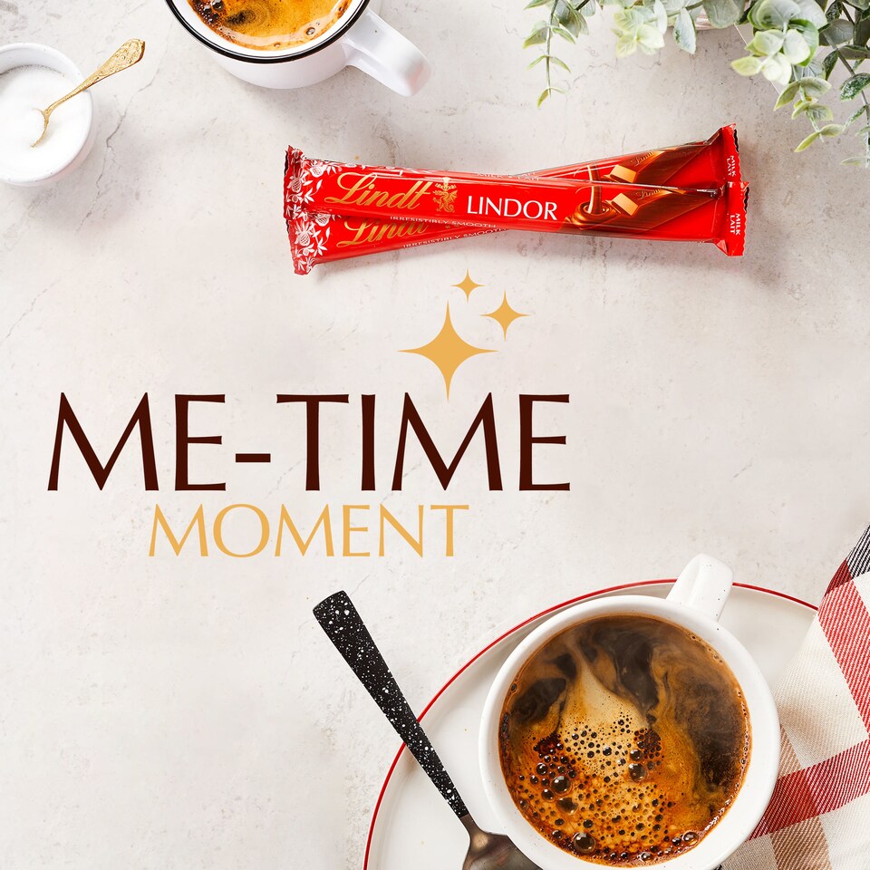 image 1 of Lindt Lindor Milk Chocolate Bars Multipack 4 X 25g