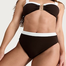F&F Textured Contrast Trim High Waisted Bikini Bottoms in Brown