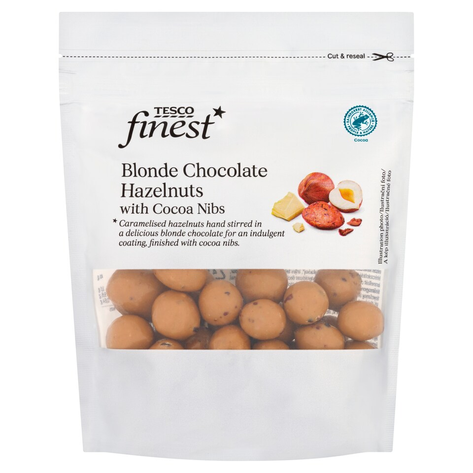 Tesco Finest Blonde chocolate hazelnuts with cocoa nibs 150g