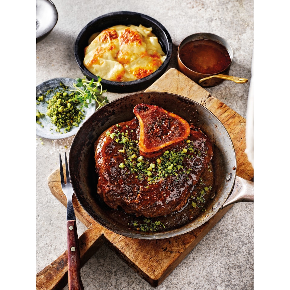 image 1 of Tesco Finest Slow Cooked Osso Bucco with Bone Marrow gravy & Gremolata Crumb 805g
