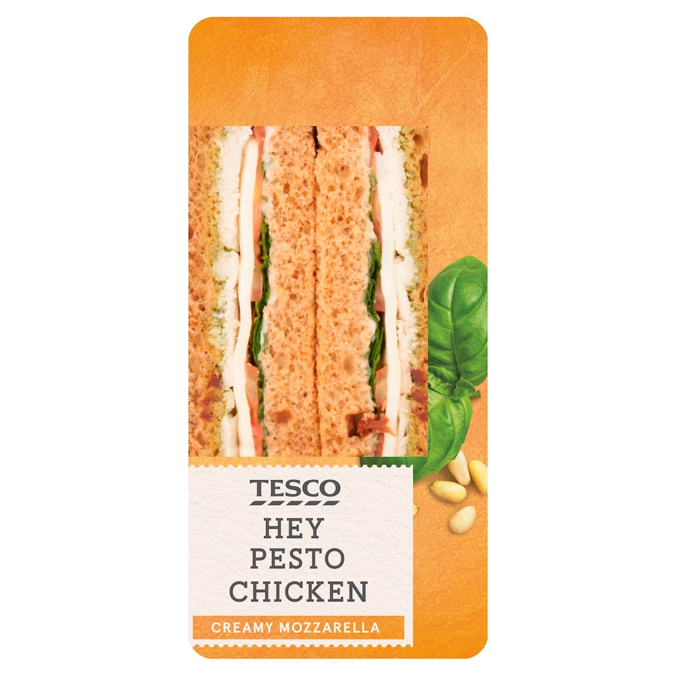 Tesco Hey Pesto Chicken & Mozzarella Sandwich