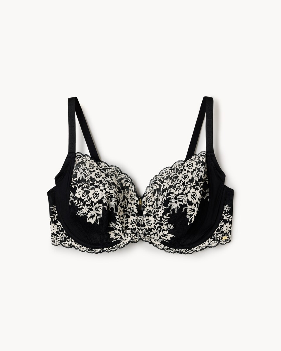 F&F Fuller Bust Lace Wired Bra in Black