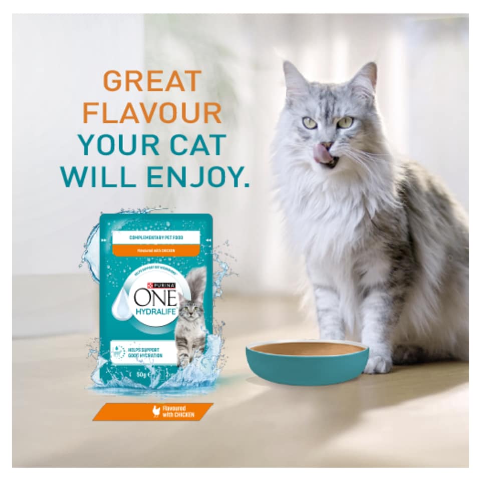 image 1 of Purina ONE HYDRALIFE with Chicken Cat Compliment 6x50g