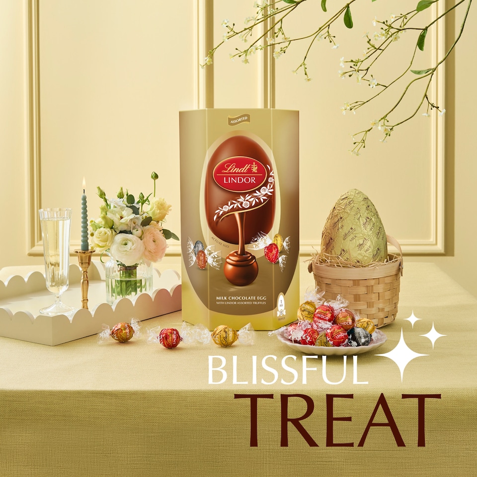 image 1 of Lindt Lindor Gold Milk Chocolate Easter Egg 348G