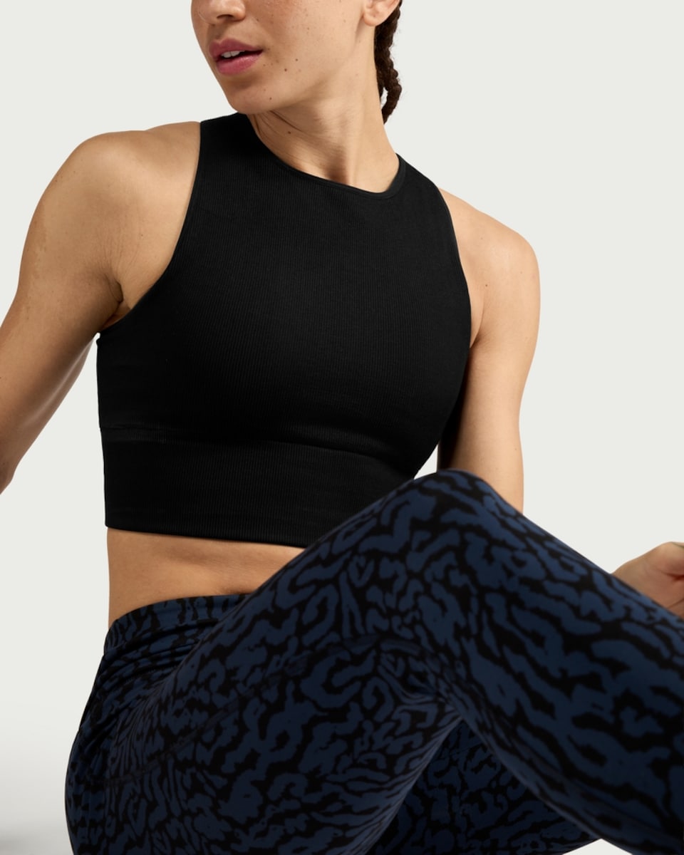 image 1 of F&F Active SEAMLESS Ribbed Vest in Black