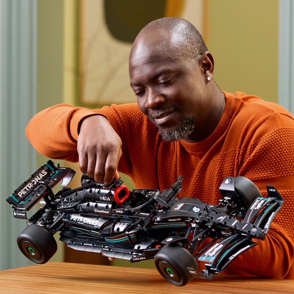 LEGO Technic 42171 Mercedes-AMG F1 W14 E Performance  1. kép