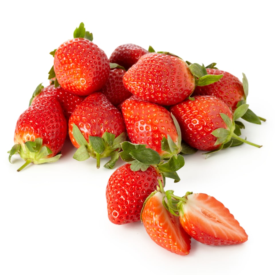 image 1 of Tesco Everyday Value Strawberries 400g