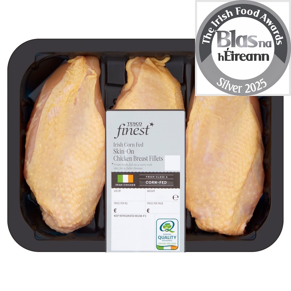 Tesco Finest Irish Cornfed Skin On Chicken Breast Fillets 490G