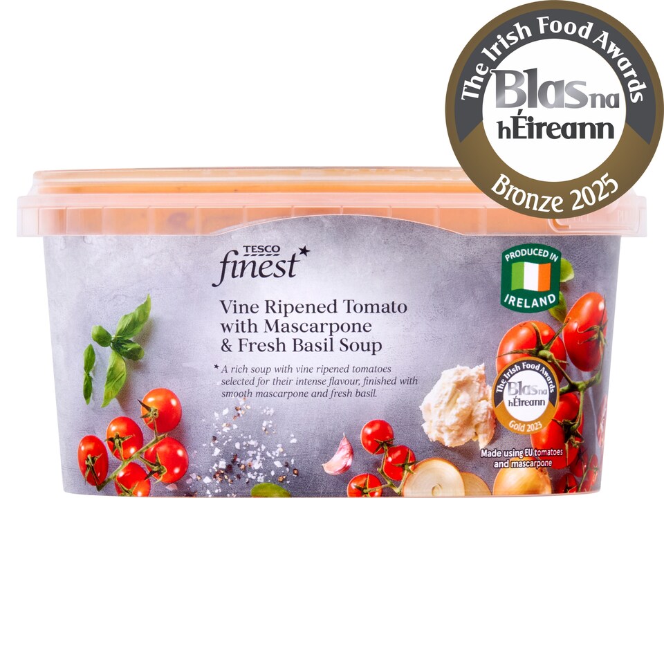 Tesco Finest* Tomato With Mascarpone And Fresh Basil Soup 400G