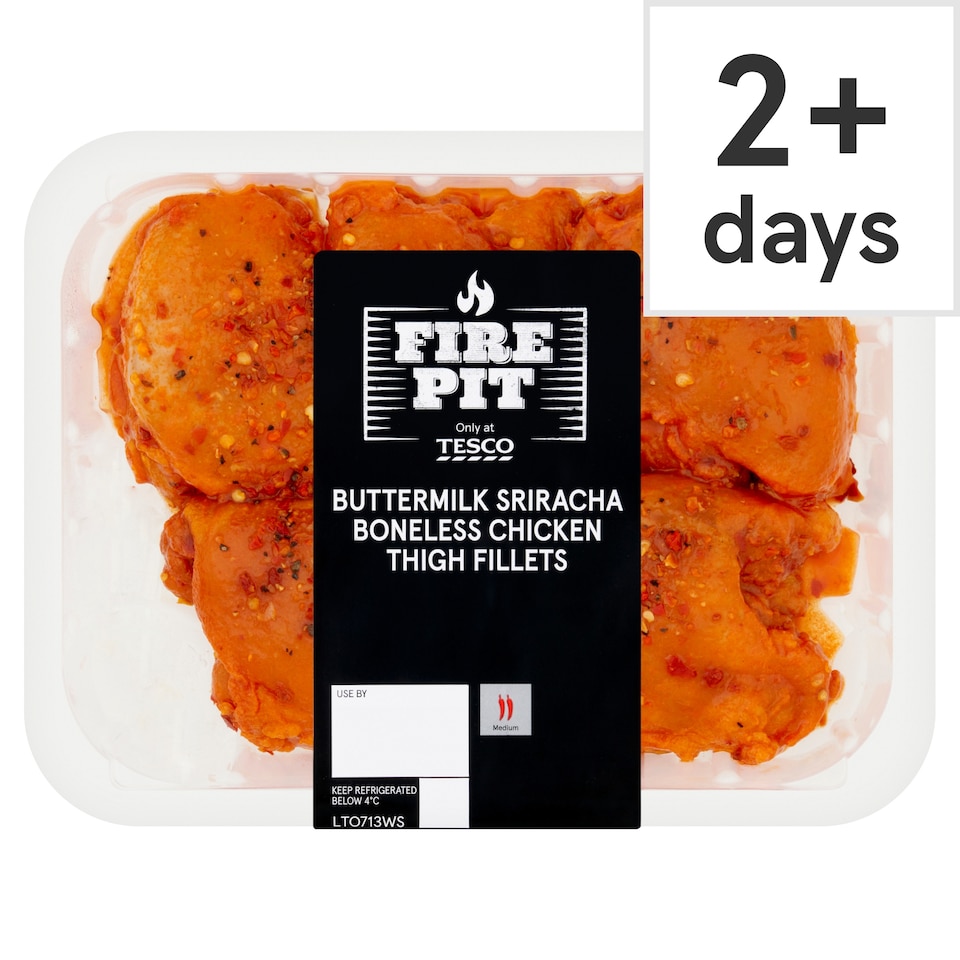 Tesco Fire Pit Buttermilk Sriracha Boneless Chicken Thigh Fillets 520g