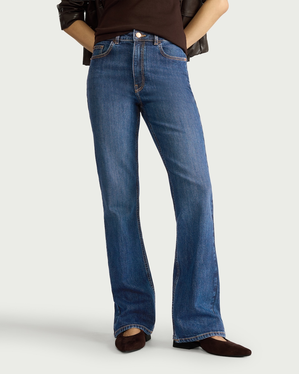 image 1 of F&F Mid Rise Bootcut Jeans in Navy