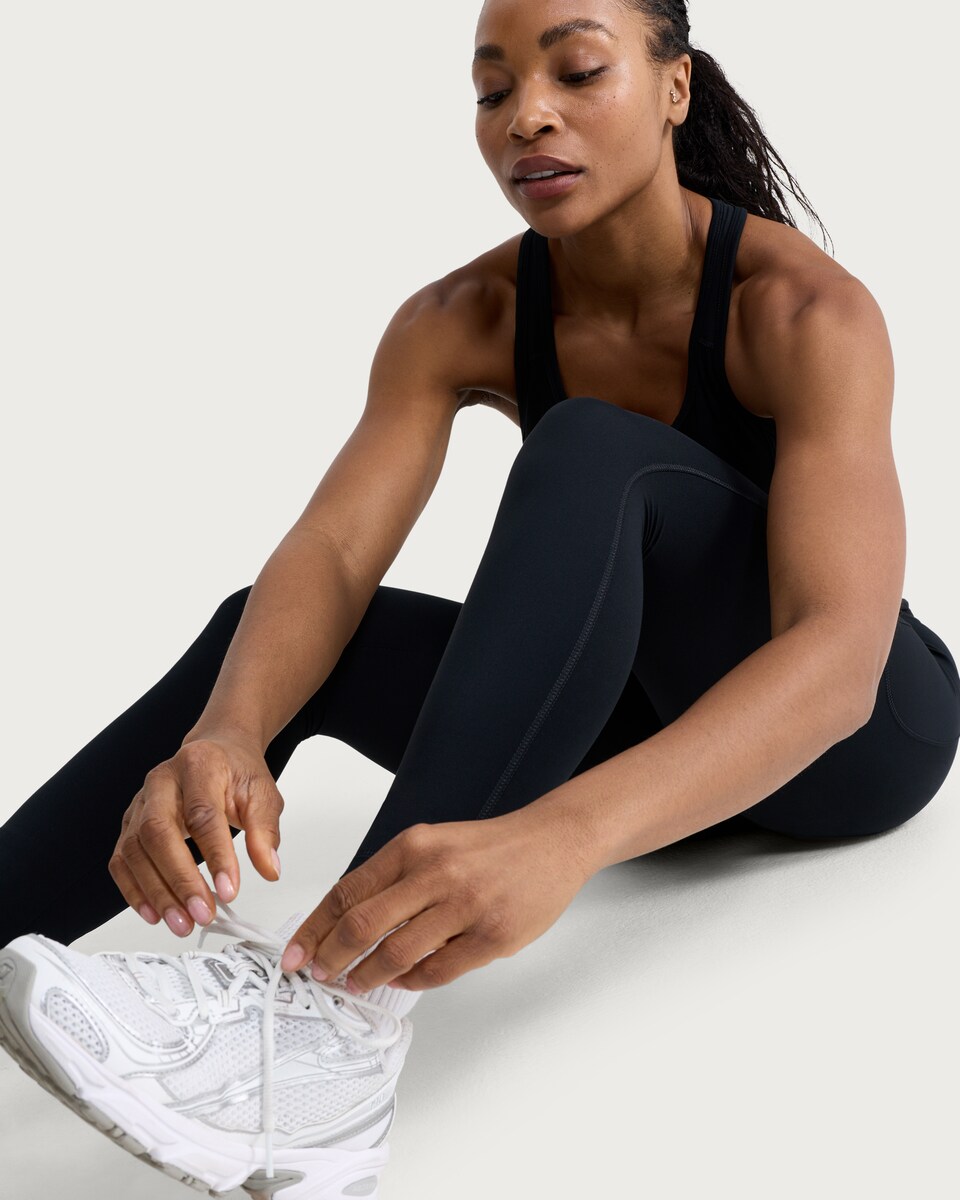 image 1 of F&F Active ULTRAMOVE High Waisted Pocket Leggings in Black