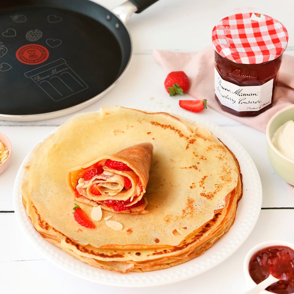 image 1 of Bonne Maman Strawberry Conserve 750g