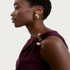 F&F Ruched Twist Front Sleeveless Top in Burgundy