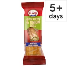 Wall's Large Cheese & Onion Roll 100g