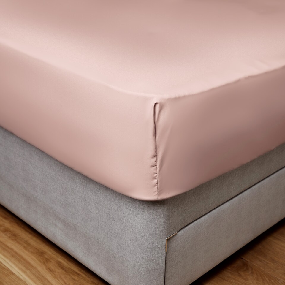 Silentnight Supersoft Pink Fitted Sheet Double