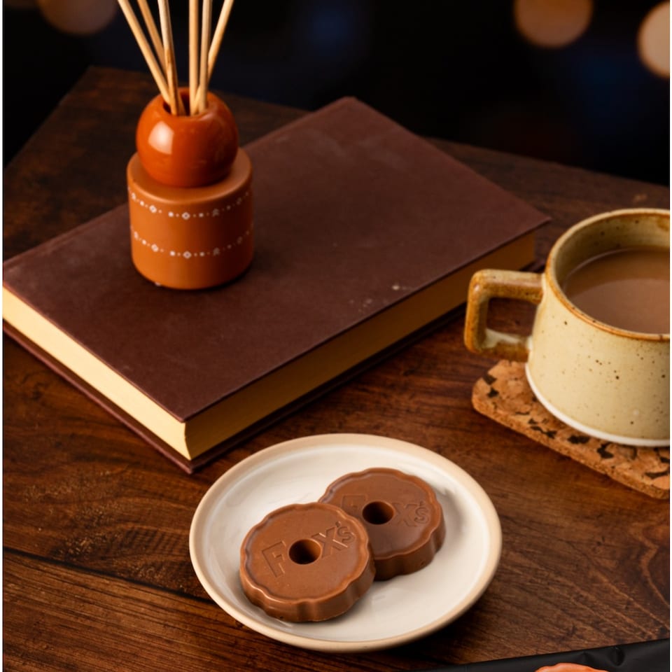 image 1 of Foxs Chocolatey Milk Chocolate Rounds 130G